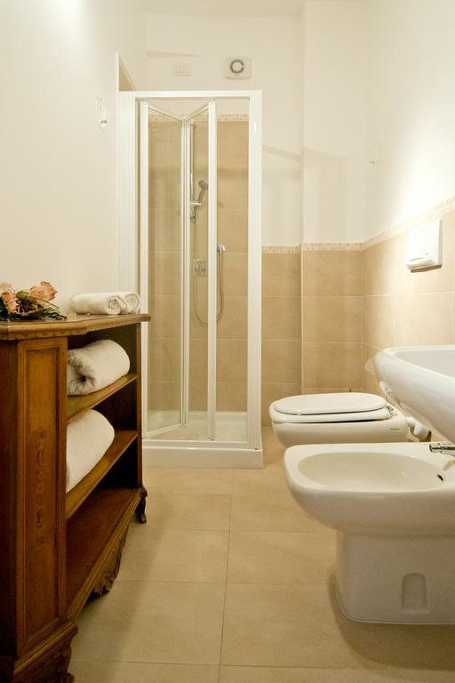 Mimi Rooms Кальяри Экстерьер фото